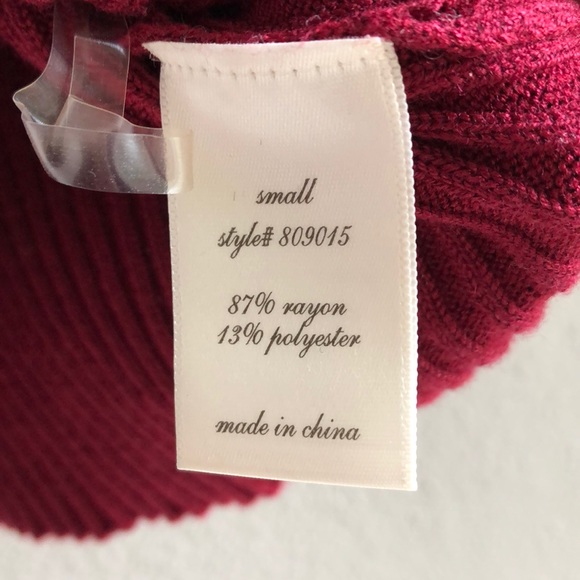 Knit maroon cowl neck top - Picture 3 of 3